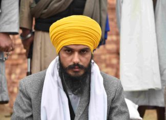 ਅਜਨਾਲਾ ਹਿੰਸਾ ‘ਚ ਅੰਮ੍ਰਿਤਪਾਲ ਦੇ ਸਾਥੀਆਂ ਨੂੰ ਝਟਕਾ : ਸ਼ਿਵ ਕੁਮਾਰ, ਭੁਪੇਂਦਰ ਸਿੰਘ ਦੀ ਜ਼ਮਾਨਤ ਪਟੀਸ਼ਨ ਖਾਰਜ; ਅਦਾਲਤ ਨੇ ਕਿਹਾ- ਦੋਸ਼ ਬੇਹੱਦ ਗੰਭੀਰ