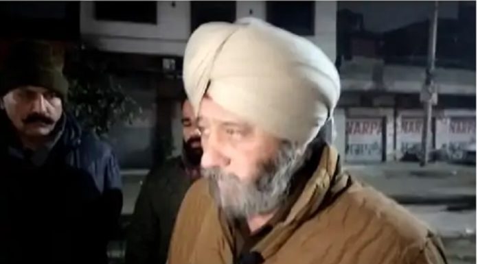 ਅੰਮ੍ਰਿਤਸਰ ਦੇ ਅਹਾਤੇ ‘ਚ ਫਾਇਰਿੰਗ : ਚਿਕਨ ‘ਚ ਲੂਣ ਜ਼ਿਆਦਾ ਹੋਣ ‘ਤੇ ਮਾਰੀਆਂ ਗੋਲ਼ੀਆਂ, ਜਾਤੀ ਸੂਚਕ ਸ਼ਬਦ ਵੀ ਬੋਲੇ