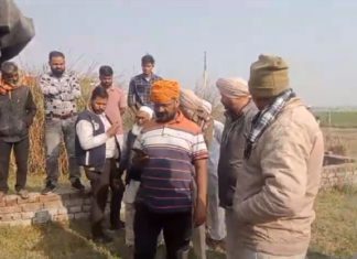 ਲੁਧਿਆਣਾ : ਟਿੱਬਾ ਰੋਡ ‘ਤੇ ਕੂੜੇ ਦੇ ਡੰਪ ਕੋਲੋਂ ਮਿਲੀ ਲਾ.ਸ਼, ਰੱਸੀ ਨਾਲ ਗਲ਼ਾ ਘੁੱਟ ਕੇ ਕੀਤਾ ਕ.ਤਲ