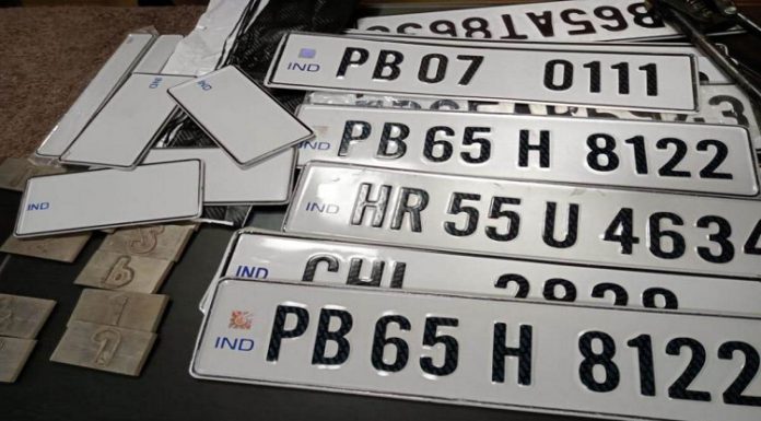 ਲੁਧਿਆਣਾ : ਬਿਨਾਂ ਹਾਈ ਸਕਿਓਰਿਟੀ ਨੰਬਰ ਪਲੇਟਾਂ ਵਾਲਿਆਂ ਦੀ ਹੁਣ ਖ਼ੈਰ ਨਹੀਂ, ਅੱਜ ਤੋਂ ਕੱਟੇ ਜਾਣਗੇ ਚਲਾਨ