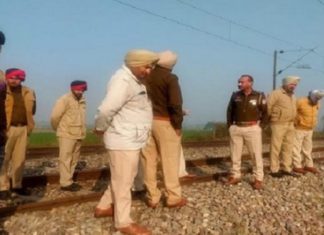 ਰੇਲਵੇ ਟਰੈਕ ਤੋਂ ਲਾ.ਸ਼ ਮਿਲਣ ਦਾ ਮਾਮਲਾ : ਧੋਗੜੀ ਪਿੰਡ ਦੇ ਹੀ ਦੋ ਸਕੇ ਭਰਾਵਾਂ ਨੇ ਨ.ਸ਼ੇ ਦਾ ਇੰਜੈਕਸ਼ਨ ਲਾ ਕੇ ਦੀਪੂ ਨੂੰ ਉਤਾਰਿਆ ਸੀ ਮੌ.ਤ ਦੇ ਘਾਟ