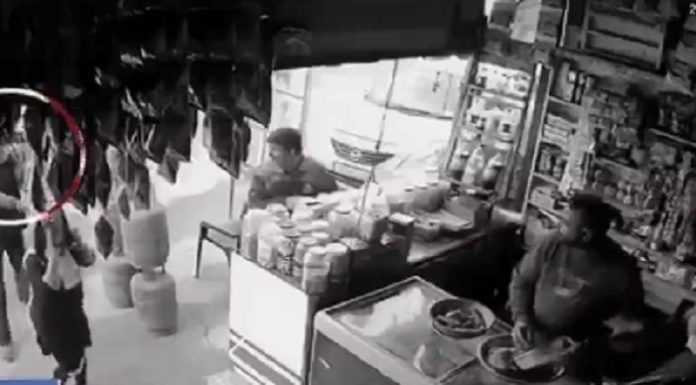 ਅੰਮ੍ਰਿਤਸਰ : ਬਿਆਸ ‘ਚ ਦੁਕਾਨ ਅੰਦਰ ਵੜ ਕੇ ਦੁਕਾਨਦਾਰ ਦੇ ਮਾਰੀਆਂ ਗੋਲ਼ੀਆਂ, ਬਾਈਕ ਸਵਾਰਾਂ ਨੇ ਵਾਰਦਾਤ ਨੂੰ ਦਿੱਤਾ ਅੰਜਾਮ