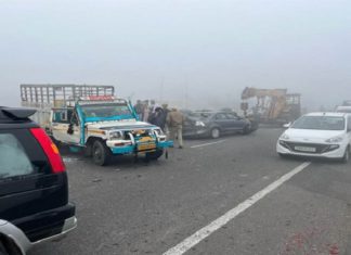 ਬਿਆਸ ‘ਚ 10 ਗੱਡੀਆਂ ਦੀ ਭਿਆਨਕ ਟੱਕਰ, ਫਲਾਈਓਵਰ ਤੋਂ ਡਿੱਗਿਆ ਸੀਮੈਂਟ ਨਾਲ ਭਰਿਆ ਟਰੱਕ