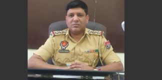 ਜਲੰਧਰ ਤੋਂ ਵੱਡੀ ਖਬਰ : ਸਪਾ ਸੈਂਟਰ ਦੇ ਮਾਲਕ ਤੋਂ ਢਾਈ ਲੱਖ ਰਿਸ਼ਵਤ ਲੈਣ ਵਾਲਾ SHO ਰਾਜੇਸ਼ ਅਰੋੜਾ ਸਸਪੈਂਡ, ਹੋਏ ਵੱਡੇ ਖੁਲਾਸੇ