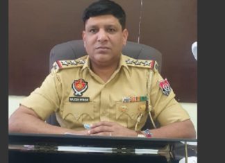 ਜਲੰਧਰ ਤੋਂ ਵੱਡੀ ਖਬਰ : ਸਪਾ ਸੈਂਟਰ ਦੇ ਮਾਲਕ ਤੋਂ ਢਾਈ ਲੱਖ ਰਿਸ਼ਵਤ ਲੈਣ ਵਾਲਾ SHO ਰਾਜੇਸ਼ ਅਰੋੜਾ ਸਸਪੈਂਡ, ਹੋਏ ਵੱਡੇ ਖੁਲਾਸੇ