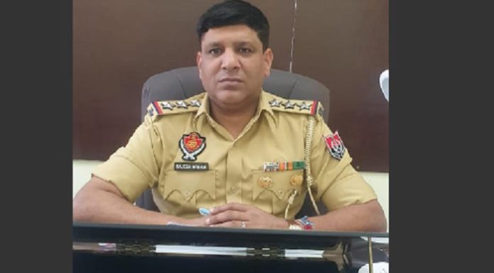 ਜਲੰਧਰ ਤੋਂ ਵੱਡੀ ਖਬਰ : ਸਪਾ ਸੈਂਟਰ ਦੇ ਮਾਲਕ ਤੋਂ ਢਾਈ ਲੱਖ ਰਿਸ਼ਵਤ ਲੈਣ ਵਾਲਾ SHO ਰਾਜੇਸ਼ ਅਰੋੜਾ ਸਸਪੈਂਡ, ਹੋਏ ਵੱਡੇ ਖੁਲਾਸੇ