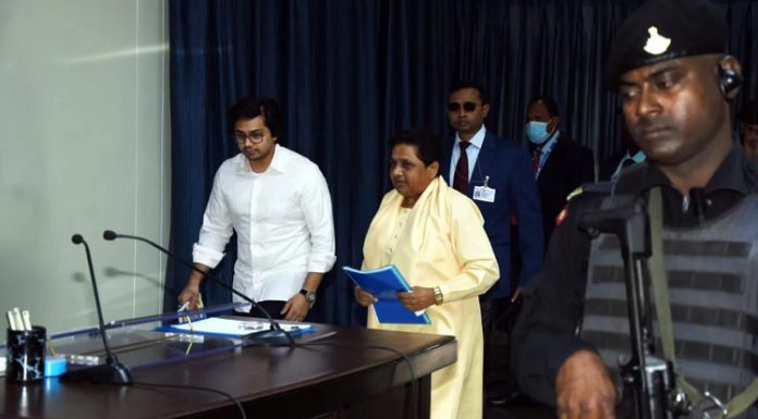 ਵੱਡੀ ਖਬਰ : ਮਾਇਆਵਤੀ ਨੇ ਐਲਾਨਿਆ ਆਪਣਾ ਉਤਰਾਧਿਕਾਰੀ, ਭਤੀਜੇ ਅਕਾਸ਼ ਆਨੰਦ ਨੂੰ ਸੌਂਪੀ ਵਿਰਾਸਤ