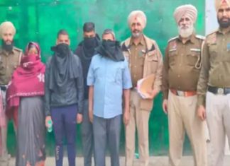 ਵੱਡੀ ਖਬਰ : ਦਰਬਾਰ ਸਾਹਿਬ ‘ਚੋਂ 1 ਲੱਖ ਰੁਪਏ ਚੋਰੀ ਕਰਨ ਵਾਲੇ ਦਿੱਲੀ ਤੋਂ ਗ੍ਰਿਫਤਾਰ, 4 ਮੁਲਜ਼ਮਾਂ ‘ਚ ਇਕ ਔਰਤ ਵੀ ਸ਼ਾਮਲ