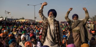 Breaking : CM ਭਗਵੰਤ ਮਾਨ ਦੇ 11 ਰੁਪਏ ਸ਼ਗਨ ਤੋਂ ਕਿਸਾਨ ਨਾਰਾਜ਼, ਮੁੜ ਹਾਈਵੇ ਜਾਮ ਕਰਨ ਦਾ ਐਲਾਨ