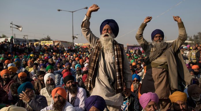 Breaking : CM ਭਗਵੰਤ ਮਾਨ ਦੇ 11 ਰੁਪਏ ਸ਼ਗਨ ਤੋਂ ਕਿਸਾਨ ਨਾਰਾਜ਼, ਮੁੜ ਹਾਈਵੇ ਜਾਮ ਕਰਨ ਦਾ ਐਲਾਨ