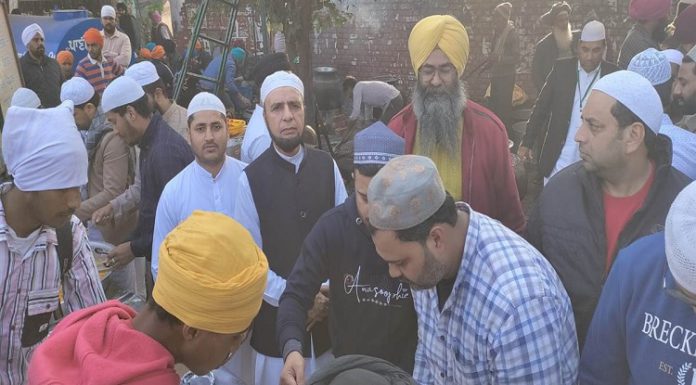 ਭਾਈਚਾਰਕ ਸਾਂਝ ਦਾ ਸੁਨੇਹਾ : ਬੀਤੇ ਦੋ ਦਹਾਕਿਆਂ ਤੋਂ ਸ਼ਹੀਦੀ ਸਭਾ ’ਚ ਮੁਸਲਿਮ ਭਾਈਚਾਰਾ ਲਗਾ ਰਿਹਾ ਲੰਗਰ