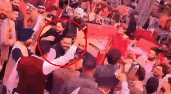 ਲੁਧਿਆਣਾ ‘ਚ ਵਿਆਹ ‘ਚ ਭੰਗੜਾ ਪਾਉਂਦਾ ਨਜ਼ਰ ਆਇਆ ਹਵਾਲਾਤੀ, ਬਿਮਾਰੀ ਦਾ ਬਹਾਨਾ ਬਣਾ ਕੇ ਜੇਲ੍ਹ ‘ਚੋਂ ਨਿਕਲਿਆ ਕਾਂਗਰਸੀ ਨੇਤਾ