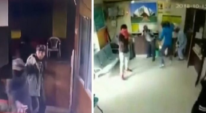 ਮਨੀਪੁਰ ‘ਚ ਵੱਡੀ ਲੁੱਟ : ਹਥਿਆਰਾਂ ਨਾਲ ਲੈਸ ਲੁਟੇਰਿਆਂ ਨੇ PSU ਬੈਂਕ ‘ਚੋਂ 18 ਕਰੋੜ ਲੁੱਟੇ, ਸੁਰੱਖਿਆ ਕਰਮਚਾਰੀਆਂ ਨੂੰ ਬਣਾਇਆ ਬੰਧਕ