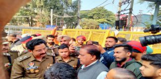 ਪਟਿਆਲਾ ਤੋਂ ਵੱਡੀ ਖਬਰ : ਸ਼੍ਰੀ ਕਾਲੀ ਮਾਤਾ ਮੰਦਿਰ ‘ਚ ਬੇਅਦਬੀ ਦੀ ਕੋਸ਼ਿਸ਼, ਮੁਲਜ਼ਮ ਗ੍ਰਿਫਤਾਰ