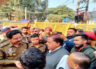 ਪਟਿਆਲਾ ਤੋਂ ਵੱਡੀ ਖਬਰ : ਸ਼੍ਰੀ ਕਾਲੀ ਮਾਤਾ ਮੰਦਿਰ ‘ਚ ਬੇਅਦਬੀ ਦੀ ਕੋਸ਼ਿਸ਼, ਮੁਲਜ਼ਮ ਗ੍ਰਿਫਤਾਰ