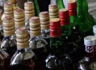 ਚੰਡੀਗੜ੍ਹ ਏਅਰਪੋਰਟ ‘ਤੇ ਕ੍ਰਿਕਟਰਾਂ ਦੀਆਂ ਕਿੱਟਾਂ ‘ਚੋਂ 27 ਸ਼ਰਾਬ ਦੀਆਂ ਬੋਤਲਾਂ ਬਰਾਮਦ