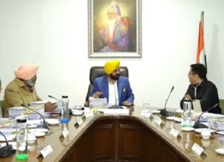 CM ਮਾਨ ਦਾ ਸ਼ਹੀਦ ਫੌਜੀਆਂ ਦੀਆਂ ਵਿਧਵਾਵਾਂ ਲਈ ਵੱਡਾ ਫ਼ੈਸਲਾ, ਪੈਨਸ਼ਨ 6 ਹਜ਼ਾਰ ਤੋਂ ਵਧਾ ਕੇ ਕੀਤੀ 10 ਹਜ਼ਾਰ