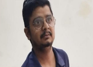 ਅੰਮ੍ਰਿਤਸਰ : ਵਿਆਜ ‘ਤੇ ਲਏ ਪੈਸੇ ਵਾਪਸ ਮੋੜਨ ‘ਚ ਅਸਮਰੱਥ ਨੌਜਵਾਨ ਨੇ ਦਿੱਤੀ ਜਾਨ, ਚਿੱਠੀ ‘ਚ ਲਿਖੇ ਪ੍ਰੇਸ਼ਾਨ ਕਰਨ ਵਾਲਿਆਂ ਦੇ ਨਾਮ