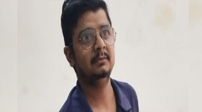 ਅੰਮ੍ਰਿਤਸਰ : ਵਿਆਜ ‘ਤੇ ਲਏ ਪੈਸੇ ਵਾਪਸ ਮੋੜਨ ‘ਚ ਅਸਮਰੱਥ ਨੌਜਵਾਨ ਨੇ ਦਿੱਤੀ ਜਾਨ, ਚਿੱਠੀ ‘ਚ ਲਿਖੇ ਪ੍ਰੇਸ਼ਾਨ ਕਰਨ ਵਾਲਿਆਂ ਦੇ ਨਾਮ