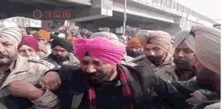 ਟਰੱਕ ਯੂਨੀਅਨ ਪ੍ਰਧਾਨ ਹੈਪੀ ਸੰਧੂ ਹਿਰਾਸਤ ‘ਚ, ਕਮਿਸ਼ਨਰ ਬੋਲੇ- ‘ਸ਼ਹਿਰ ‘ਚ ਨਹੀਂ ਹੋਵੇਗਾ ਕੋਈ ਪ੍ਰਦਰਸ਼ਨ’