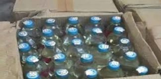 ਲੁਧਿਆਣਾ ‘ਚ ਨਾਜਾਇਜ਼ ਸ਼ਰਾਬ ਦੀਆਂ ਬੋਤਲਾਂ ਸਣੇ 2 ਔਰਤਾਂ ਗ੍ਰਿਫਤਾਰ, ਘਰ ‘ਚ ਹੀ ਬਣਾਇਆ ਸੀ ਅਹਾਤਾ, ਹੋਮ ਡਵਿਲਰੀ ਲਈ ਰੱਖੇ ਸਨ ਬੰਦੇ