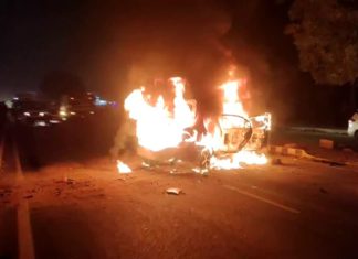 ਲੁਧਿਆਣਾ-ਫਿਰੋਜ਼ਪੁਰ ਰੋਡ ‘ਤੇ ਚੱਲਦੀ ਕਾਰ ਨੂੰ ਲੱਗੀ ਭਿਆਨਕ ਅੱ.ਗ, ਗੱਡੀ ਸਵਾਰ 2 ਨੌਜਵਾਨਾਂ ਨੇ ਛਾਲਾਂ ਮਾਰ ਕੇ ਬਚਾਈ ਜਾ.ਨ