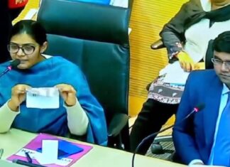 ਵੱਡੀ ਖਬਰ : ਚੰਡੀਗੜ੍ਹ ਮੇਅਰ ਦੀ ਚੋਣ ‘ਚ ਕਾਂਗਰਸ ਤੇ ਆਪ ਨੇ ਲਾਏ 8 ਵੋਟਾਂ ਰੱਦ ਕਰਨ ਦੇ ਇਲਜ਼ਾਮ, ਕਿਹਾ- ਅਸੀਂ ਜਾਵਾਂਗੇ ਹਾਈਕੋਰਟ