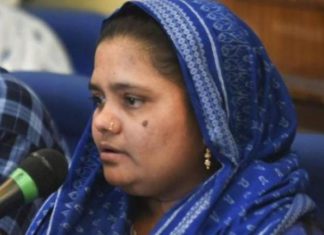 ਬ੍ਰੇਕਿੰਗ : ਬਿਲਕਿਸ ਬਾਨੋ ਦੇ ਬਲਾਤਕਾਰੀ ਫ਼ਿਰ ਜਾਣਗੇ ਜੇਲ੍ਹ, ਸੁਪਰੀਮ ਕੋਰਟ ਨੇ ਗੁਜਰਾਤ ਕੋਰਟ ਦਾ ਫ਼ੈਸਲਾ ਕੀਤਾ ਰੱਦ