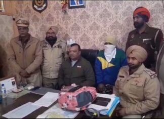 ਜਲੰਧਰ : ਲੜਕੀ ਦਾ ਕਤਲ ਕਰਨ ਵਾਲਾ ਆਟੋ ਚਾਲਕ ਗ੍ਰਿਫਤਾਰ, ਲਾ.ਸ਼ ਨਾਲ ਵੀ ਦਰਿੰਦੇ ਨੇ ਕੀਤਾ 2 ਵਾਰ ਜਬਰ-ਜ਼ਨਾਹ