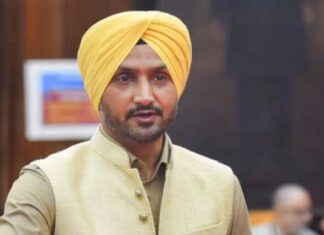 MP ਹਰਭਜਨ ਸਿੰਘ ਨੇ PM ਮੋਦੀ ਨੂੰ ਰਾਮ ਮੰਦਰ ਦੀ ਦਿੱਤੀ ਵਧਾਈ, ਕਿਹਾ – ਦੇਸ਼ ਵਾਸੀਆਂ ਲਈ ਇਹ ਦਿਨ ਇਤਿਹਾਸਕ