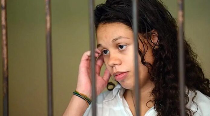 ਬੇਰਹਿਮ ਧੀ ਨੇ ਮਾਂ ਨੂੰ ਮਾਰਿਆ, ਫਿਰ ਸੂਟਕੇਸ ‘ਚ ਪੈਕ ਕਰਕੇ ਕੈਬ ‘ਚ ਰੱਖ ਕੇ ਫਰਾਰ, ਅਦਾਲਤ ਨੇ ਸੁਣਾਈ 26 ਸਾਲ ਦੀ ਸਜ਼ਾ