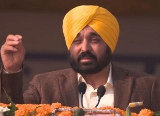 ਆਜ਼ਾਦੀ ਪੰਜਾਬੀਆਂ ਨੇ ਲੈ ਕੇ ਦਿੱਤੀ ਪਰ ਪਰੇਡ ‘ਚੋਂ ਸਾਡੀ ਹੀ ਕੇਂਦਰ ਨੇ ਝਾਕੀ ਬਾਹਰ ਕੱਢ ਦਿੱਤੀ