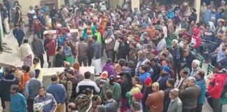 ਜਲੰਧਰ : ਕਾਰ ‘ਚ ਜ਼ਿੰਦਾ ਸੜੇ ਚਾਰ ਦੋਸਤਾਂ ਦੇ ਇੱਕੋ ਸ਼ਮਸ਼ਾਨ ਘਾਟ ‘ਚ ਬਲ਼ੇ ਸਿਵੇ, ਮਾਪਿਆਂ ਦੇ ਵੈਣ ਦੇਖ ਹਰ ਇਕ ਦੀ ਅੱਖ ਹੋਈ ਨਮ, ਵੇਖੋ ਵੀਡੀਓ…