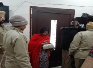 ਸੂਬੇ ’ਚ ਨਸ਼ਿਆਂ ਖਿਲਾਫ ਪੰਜਾਬ ਪੁਲਿਸ ਦਾ ਵੱਡਾ ਸਰਚ ਅਭਿਆਨ, ਕਈ ਘਰਾਂ ਨੂੰ ਤਾਲੇ ਲਗਾ ਕੇ ਭੱਜੇ ਲੋਕ