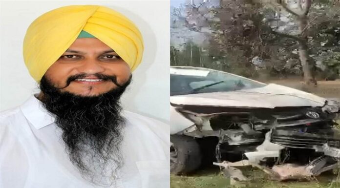 ਦਸੂਹਾ : ‘ਆਪ’ ਵਿਧਾਇਕ ਕਰਮਬੀਰ ਘੁੰਮਣ ਦੀ ਕਾਰ ਨੂੰ ਟਰੱਕ ਨੇ ਮਾ.ਰੀ ਟੱ.ਕਰ, ਗੰਭੀਰ ਹਾਲਤ ‘ਚ ਹਸਪਤਾਲ ਦਾਖਲ