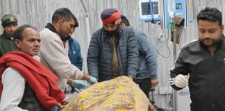 ਅਬੋਹਰ ‘ਚ ਕਲਯੁਗੀ ਪੁੱਤ ਨੇ ਬਜ਼ੁਰਗ ਮਾਂ ਦੀ ਕੀਤੀ ਕੁੱ.ਟਮਾਰ, ਤੋੜੀਆਂ ਪਸਲੀਆਂ, ਬੋਲਿਆ ਮੇਰੇ ਕੋਲੋਂ ਨਹੀਂ ਹੁੰਦੀ ਦੇਖਭਾਲ