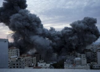 ਇਜ਼ਰਾਈਲ ਨੇ ਗਾਜ਼ਾ ਦੇ ਸਿਹਤ ਅਧਿਕਾਰੀਆਂ ‘ਤੇ ਕੀਤਾ ਹਮਲਾ, 37 ਫਲਸਤੀਨੀਆਂ ਦੀ ਮੌ.ਤ