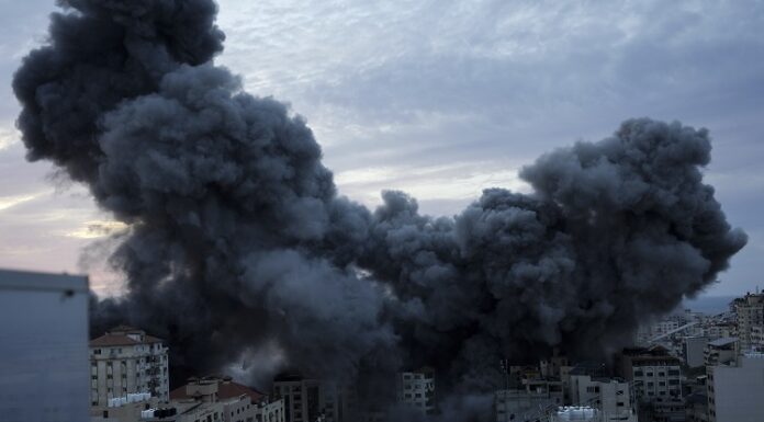 ਇਜ਼ਰਾਈਲ ਨੇ ਗਾਜ਼ਾ ਦੇ ਸਿਹਤ ਅਧਿਕਾਰੀਆਂ ‘ਤੇ ਕੀਤਾ ਹਮਲਾ, 37 ਫਲਸਤੀਨੀਆਂ ਦੀ ਮੌ.ਤ