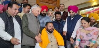 ਕੁਲਦੀਪ ਕੁਮਾਰ ਨੇ ਸੰਭਾਲਿਆ ਚੰਡੀਗੜ੍ਹ ਮੇਅਰ ਦਾ ਅਹੁਦਾ, 4 ਮਾਰਚ ਨੂੰ ਹੋਣਗੀਆਂ ਸੀਨੀਅਰ ਡਿਪਟੀ ਮੇਅਰ ਤੇ ਡਿਪਟੀ ਮੇਅਰ ਦੀਆਂ ਚੋਣਾਂ