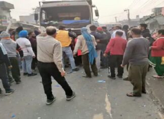 ਹੁਸ਼ਿਆਰਪੁਰ : 2 ਸਕੇ ਭਰਾਵਾਂ ਨੂੰ ਟਿੱਪਰ ਨੇ ਮਾਰੀ ਟੱ.ਕਰ, 1 ਦੀ ਮੌ.ਤ, ਦੂਜਾ ਭਰਾ PGI ਰੈਫਰ