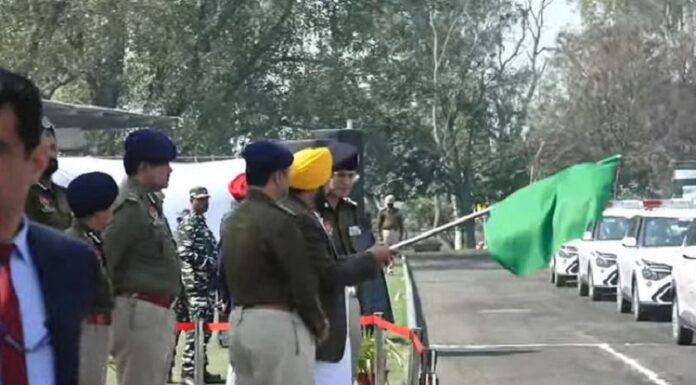 ਜਲੰਧਰ ਪਹੁੰਚੇ CM ਭਗਵੰਤ ਮਾਨ, ਸਾਰੇ ਥਾਣਾ ਇੰਚਾਰਜਾਂ ਨੂੰ ਦਿੱਤੀਆਂ ਹਾਈਟੈੱਕ ਗੱਡੀਆਂ