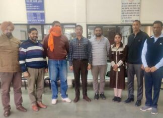 ਤਹਿਸੀਲਦਾਰ ਦੇ ਨਾਂ ‘ਤੇ 1 ਲੱਖ ਰੁਪਏ ਦੀ ਰਿਸ਼ਵਤ ਮੰਗਣ ਵਾਲਾ ਗ੍ਰਿਫ਼ਤਾਰ