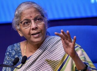 ਕਿਸਾਨ ਅੰਦੋਲਨ ਵਿਚਾਲੇ ਵਿੱਤ ਮੰਤਰੀ ਸੀਤਾਰਮਨ ਬੋਲੇ, ਅਸੀਂ ਕਿਸਾਨੀ ਮੁੱਦਿਆਂ ‘ਤੇ ਈਮਾਨਦਾਰੀ ਨਾਲ ਕੰਮ ਕਰ ਰਹੇ ਹਾਂ