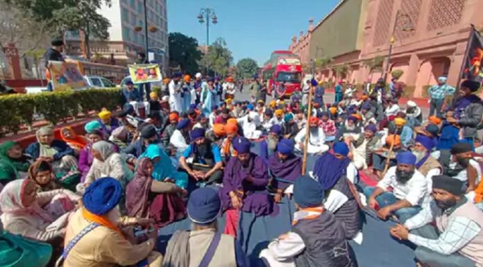 ਅੰਮ੍ਰਿਤਪਾਲ ਸਿੰਘ ਦੀ ਮਾਤਾ ਨੇ ਭੁੱਖ ਹੜਤਾਲ ਕੀਤੀ ਸ਼ੁਰੂ