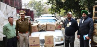 ਜਲੰਧਰ ਪੁਲਿਸ ਨੇ 14 ਸ਼ਰਾਬ ਦੀਆਂ ਪੇਟੀਆਂ ਸਮੇਤ 2 ਜਣੇ ਕੀਤੇ ਗ੍ਰਿਫਤਾਰ, ਕਾਰ ਰਾਹੀਂ ਕਰਦੇ ਸਨ ਡਲਿਵਰੀ