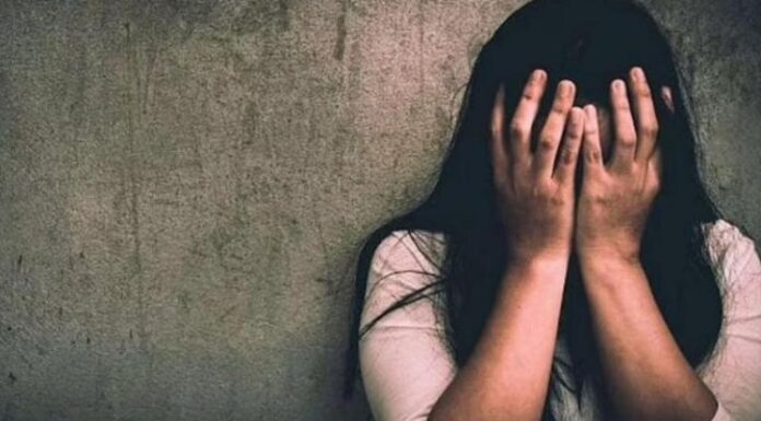 ਪਠਾਨਕੋਟ : ਪਹਿਲਾਂ ਫੇਸਬੁੱਕ ‘ਤੇ ਵਿਆਹੁਤਾ ਨਾਲ ਕੀਤੀ ਦੋਸਤੀ, ਫਿਰ ਸਾਥੀਆਂ ਨਾਲ ਮਿਲ ਕੇ ਕੀਤਾ ਜਬਰ ਜ਼ਨਾਹ