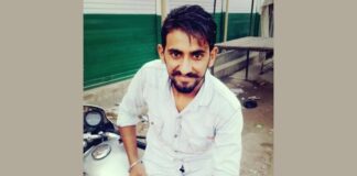 ਫਿਰੋਜ਼ਪੁਰ : ਘਰਵਾਲੀ ਨਾਲ ਨਾਜਾਇਜ਼ ਸੰਬੰਧਾਂ ਦੇ ਸ਼ੱਕ ‘ਚ ਨੌਜਵਾਨ ਦਾ ਕਤਲ, ਭਰਾ ਸਾਹਮਣੇ ਮਾਰੀਆਂ ਛਾਤੀ ‘ਚ ਗੋਲ਼ੀਆਂ, ਵੇਖੋ ਵੀਡੀਓ…