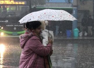 ਪੰਜਾਬ-ਹਰਿਆਣਾ ਦੇ 17 ਜ਼ਿਲ੍ਹਿਆਂ ‘ਚ ਭਾਰੀ ਮੀਂਹ ਨੇ ਵਧਾਈ ਠੰਡ, ਯੈਲੋ ਅਲਰਟ ਜਾਰੀ