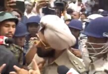 ਖਾਲਿਸਤਾਨੀ ਆਖਣ ‘ਤੇ ਭੜਕਿਆ ਸਿੱਖ ਅਫਸਰ, ਭਾਜਪਾ ਵਰਕਰਾਂ ਨੂੰ ਸੁਣਾਈਆਂ ਖਰੀਆਂ-ਖਰੀਆਂ