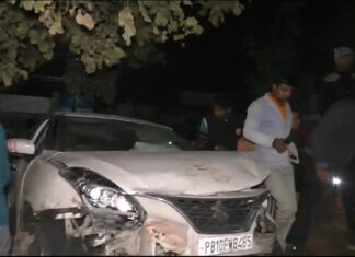 ਲੁਧਿਆਣਾ ‘ਚ ਤੇਜ਼ ਰਫਤਾਰ ਗੱਡੀ ਦਾ ਕਹਿਰ : ਸੜਕ ਕਿਨਾਰੇ ਬੈਠ ਅੱਗ ਸੇਕ ਰਹੇ ਲੋਕਾਂ ਨੂੰ ਦਰ/ੜਿਆ; 2 ਦੀ ਮੌ/ਤ